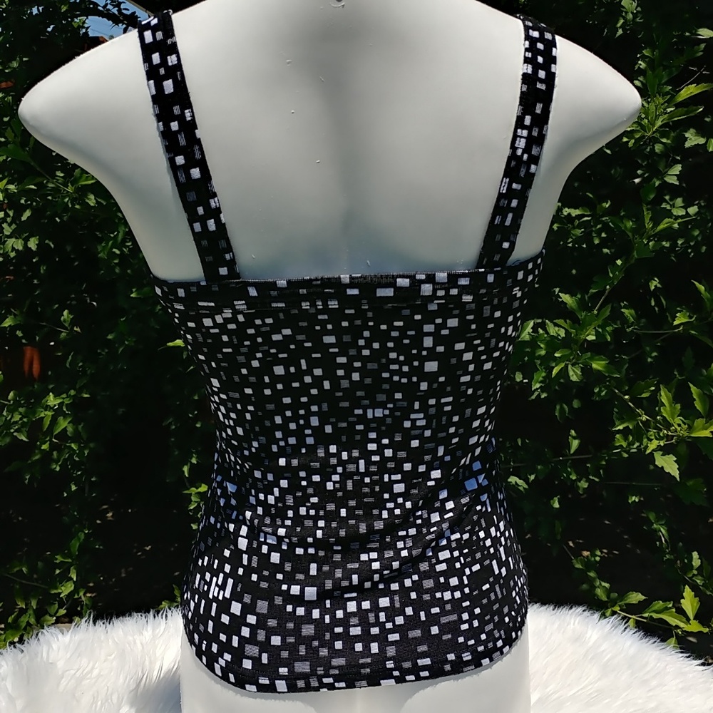 WHBM  Black & White Geometric Print Tank Top XS - Picture 4 of 6